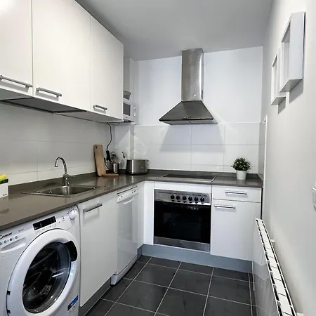 Apartament Acogedor Y Moderno Cerca De La Playa Con Piscina Comunitaria, Parking Y Wifi - Es-228-173