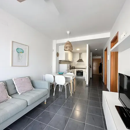 Acogedor Y Moderno Cerca De La Playa Con Piscina Comunitaria, Parking Y Wifi - Es-228-173 *