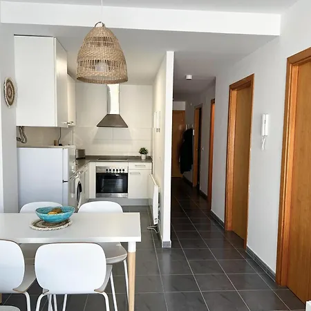 Apartment Acogedor Y Moderno Cerca De La Playa Con Piscina Comunitaria, Parking Y Wifi - Es-228-173